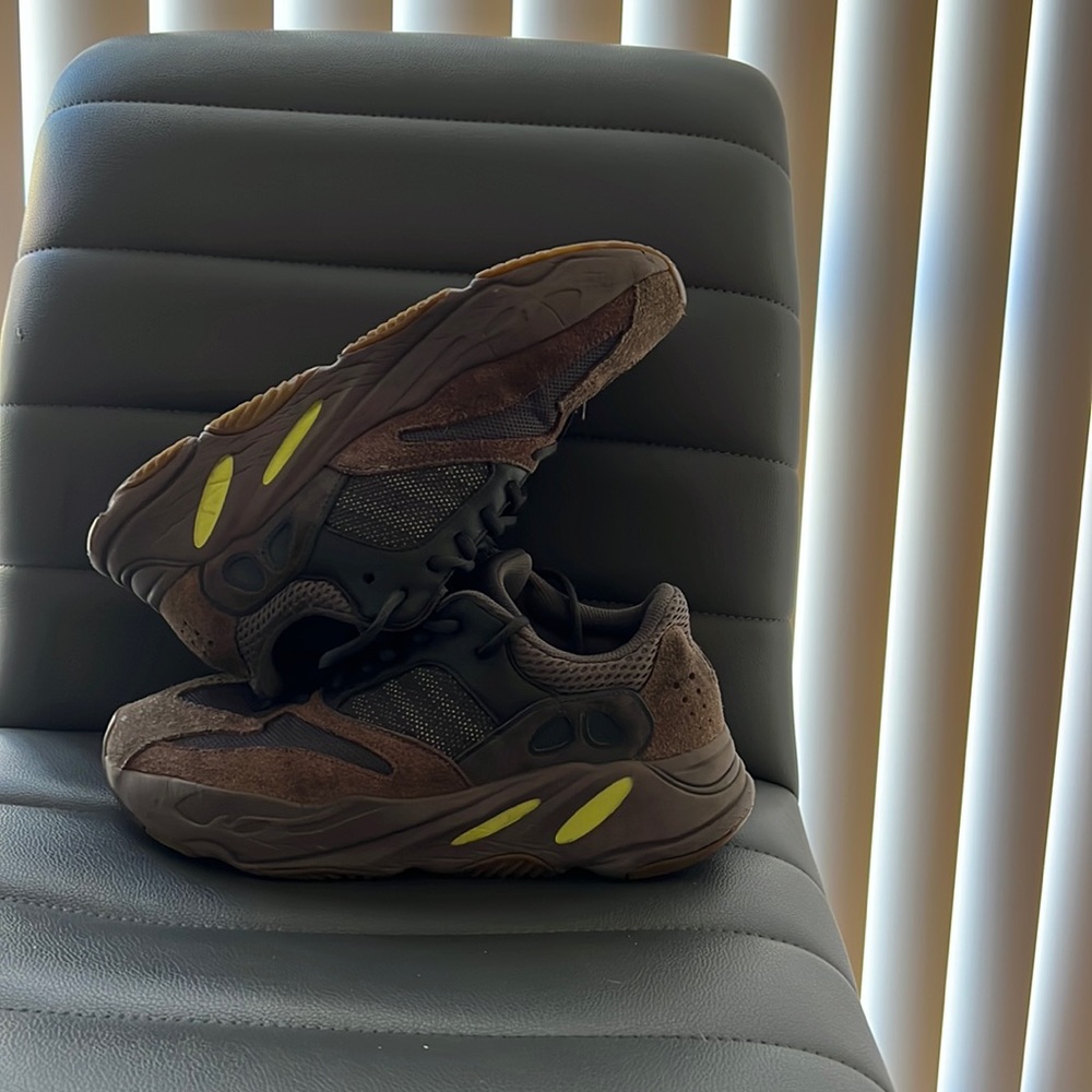 Yeezy for sale 9.5